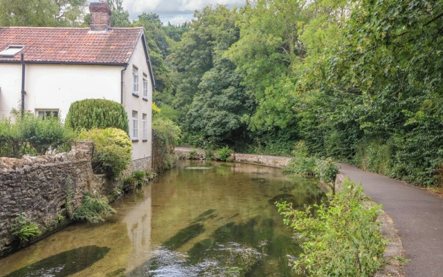 The Coach House - Trinity Lodge