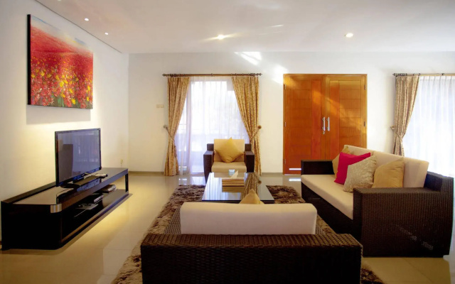 Kirei Mountain View 7BR Villa with a Private Pool