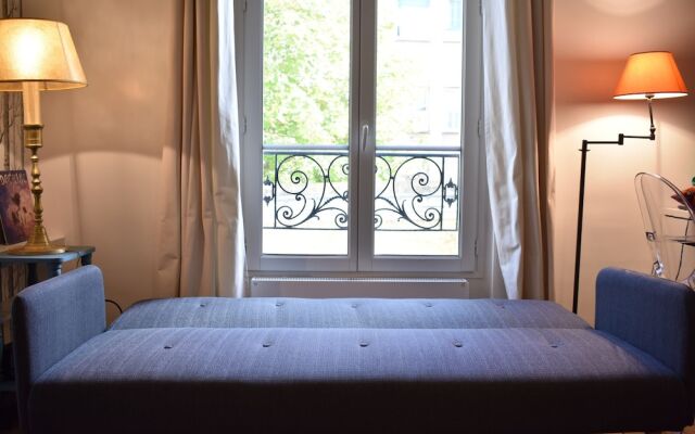 Charming 2 Bedroom Property Near Montparnasse