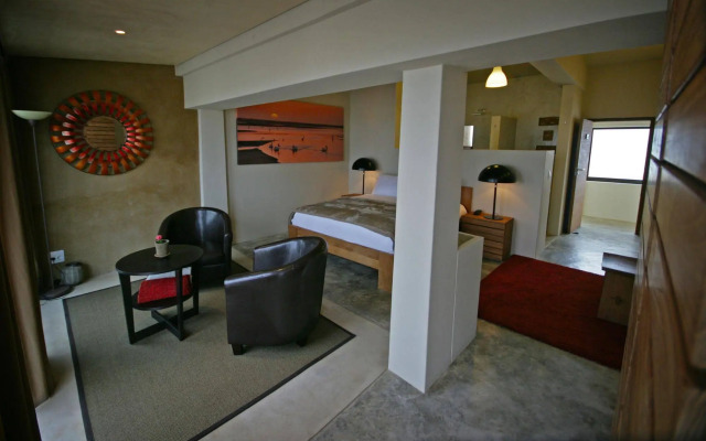 Pelican Point Lodge
