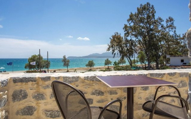 Thirides Beach Resort