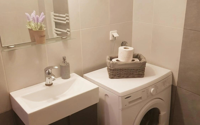 Magenta Ruby Appartment!!