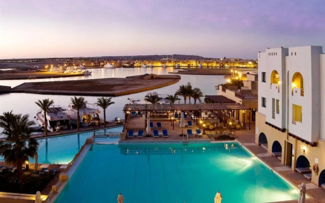 Marina Lodge At Port Ghalib