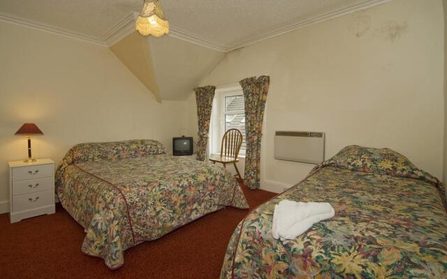 Balmoral Hotel