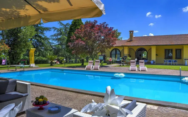 Vt-c765-dgbl0at - Villa Rasena 6