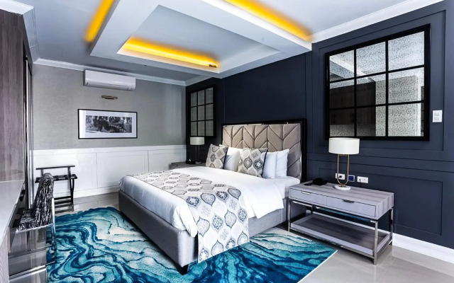 Stonehill Suites