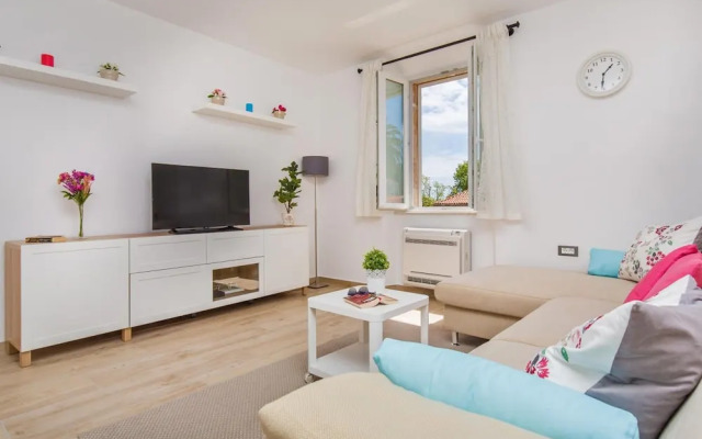 Porta Apartments by Irundo