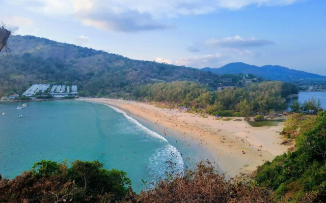 Naiharn Beach Resort