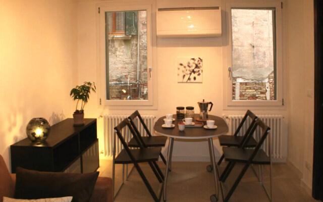 Veniceiloveyou Apartments