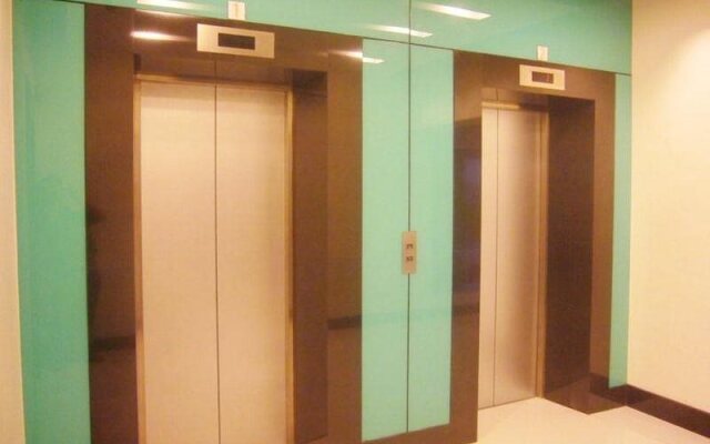 Eak Condoview
