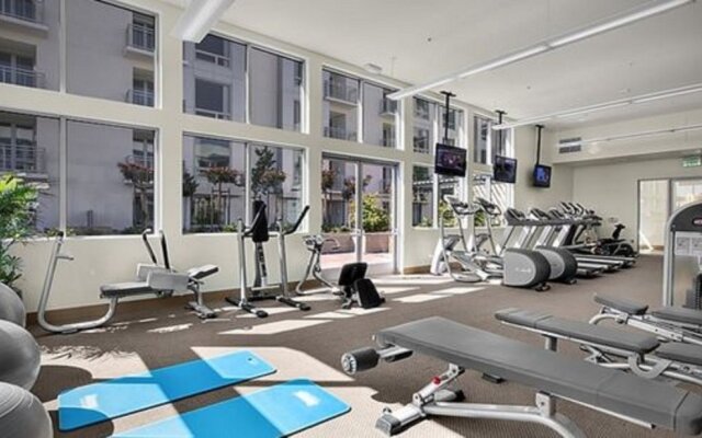 Global Luxury Suites at Mission Rock