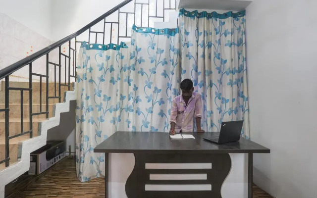 Piyush Residency by OYO Rooms