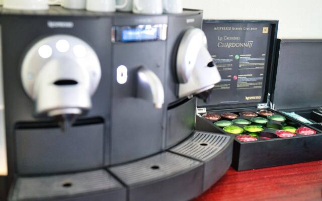 Bateau Hôtel Le Chardonnay