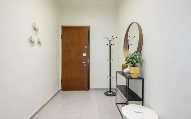 Zephyr 3-Bedroom Apartment in Athens