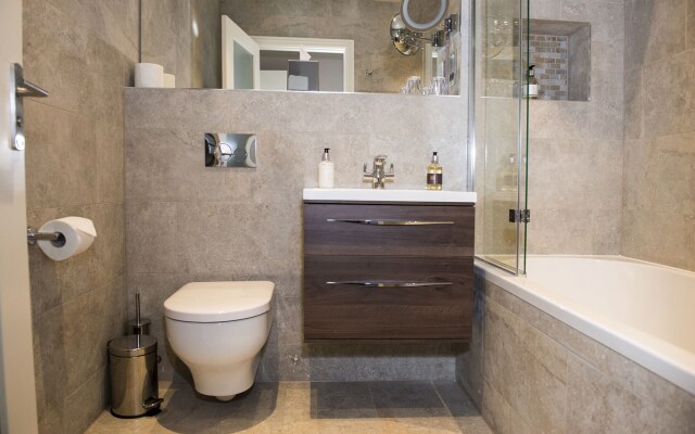 Roundthorn Country House and Luxury Apartments