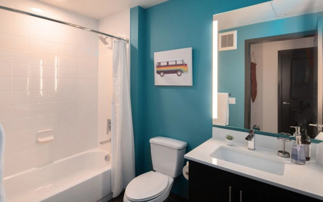 Luxe Apartments In Tempe By Wanderjaunt