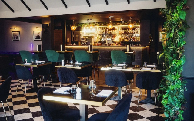 The Chesterton Hotel