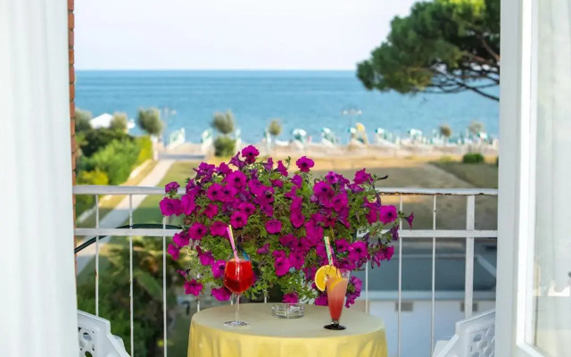 Hotel Palm Beach