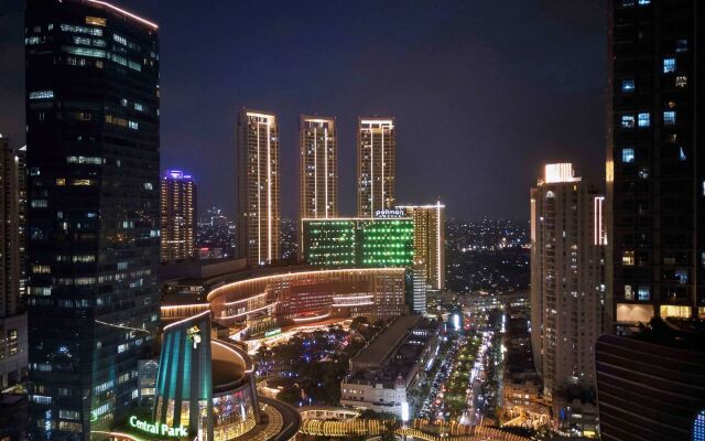 Pullman Jakarta Central Park