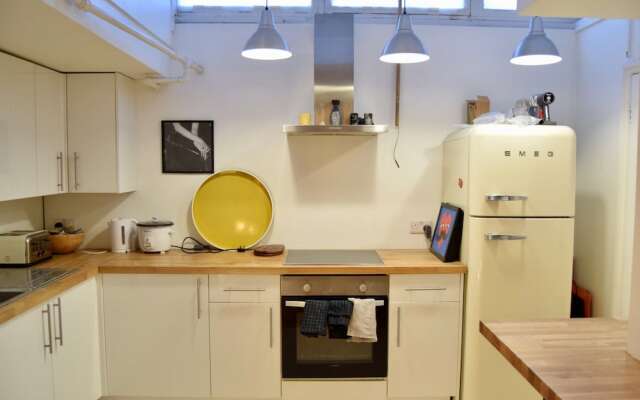 Spacious 1 Bedroom Flat Near King's Cross