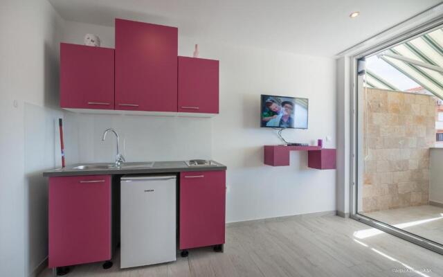 Ultima Apartments