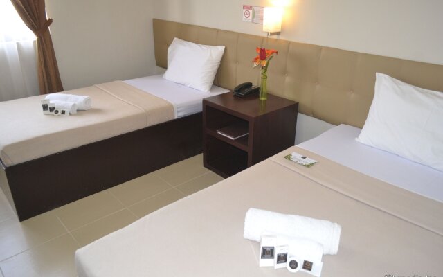 Columbus Plaza Hotel