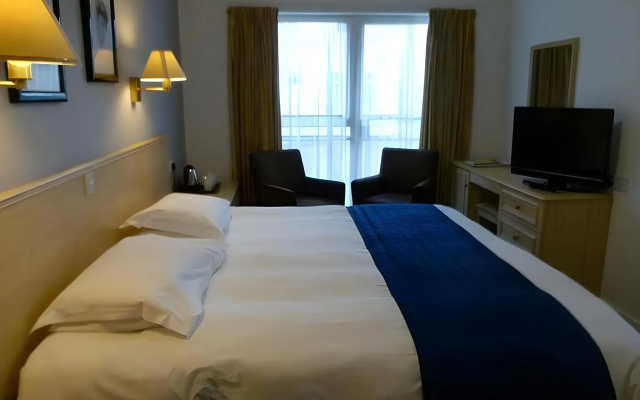 Beachcombers Hotel