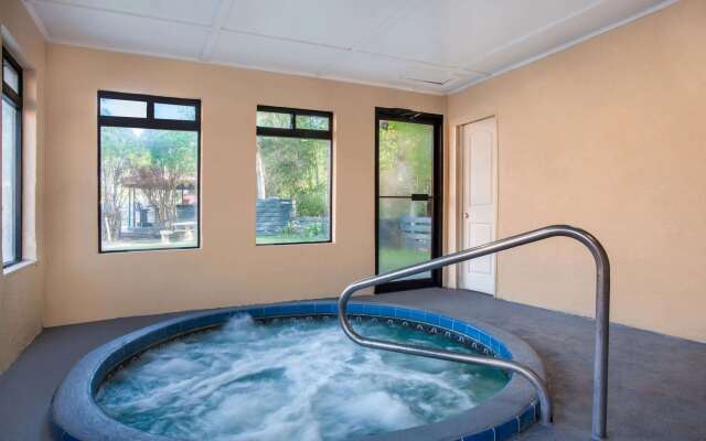 Baymont by Wyndham Lake City I-75