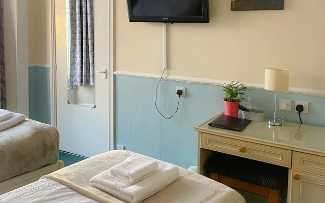 The Market Tavern Steakhouse and Lodge