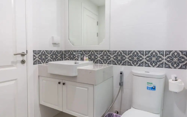 The Orient Resort and Spa by Happy Host