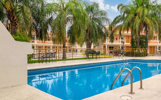 Comfort Inn Monterrey Norte