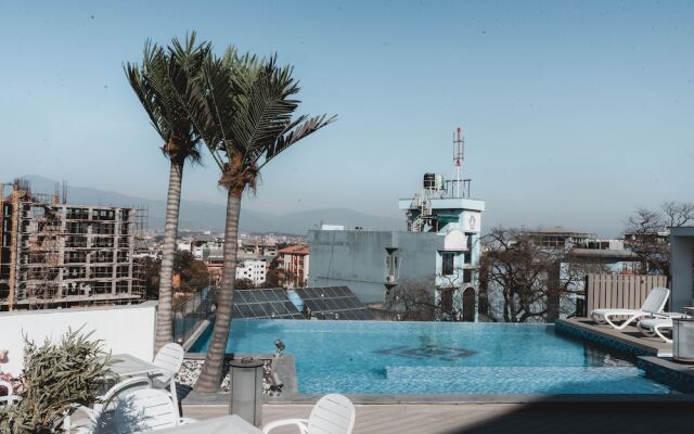 SQUARE hotel