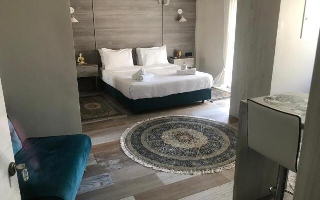 Ares Suites