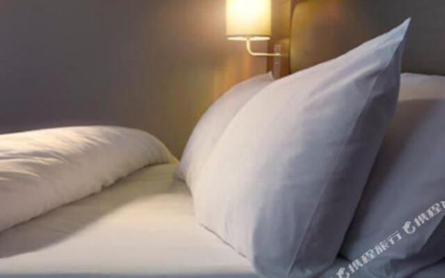 Premier Inn Stevenage Central