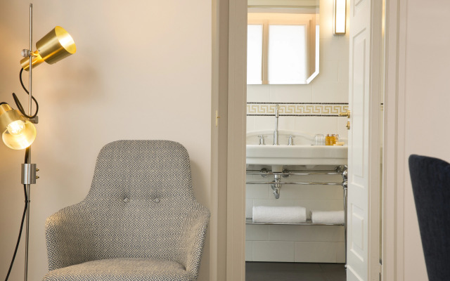 Le Tsuba Hotel