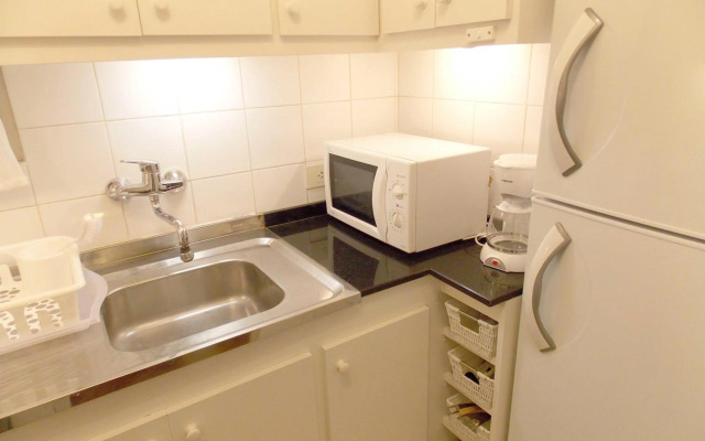 Cozy Recoleta Apartment with Balcony