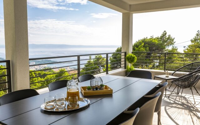 Villa Romance