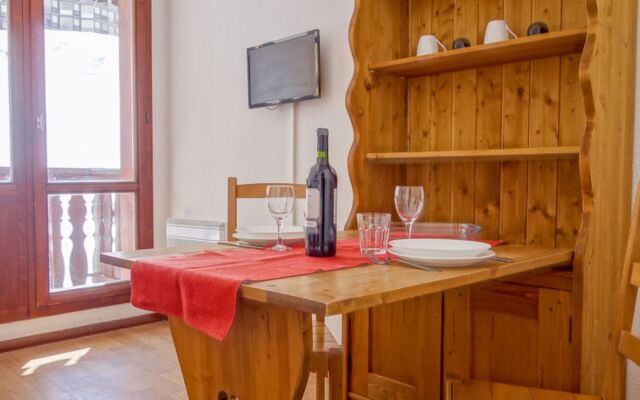 Rond Point des Pistes 30160