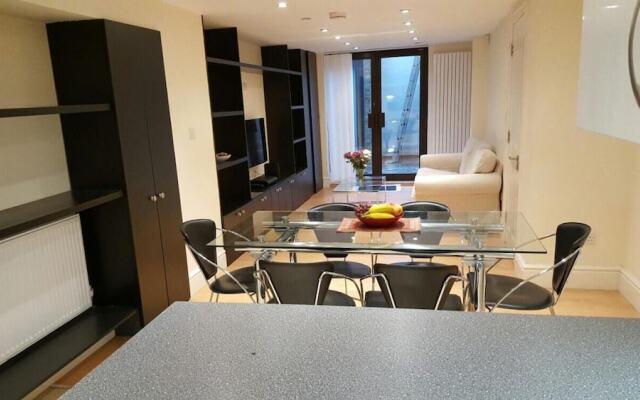 Clarendon Apartment