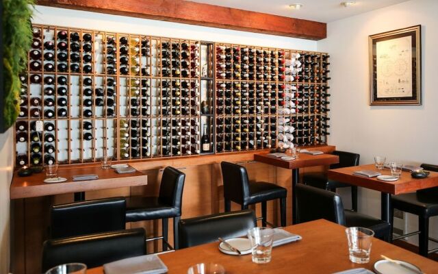 Pluvio Restaurant and Rooms