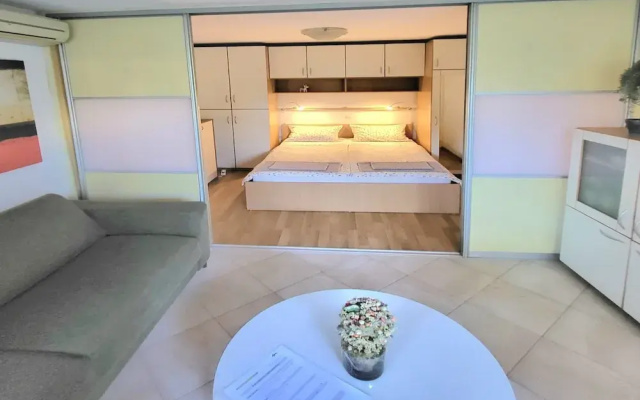 Green Terrace Apartment I