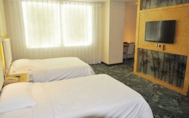 June Hotel