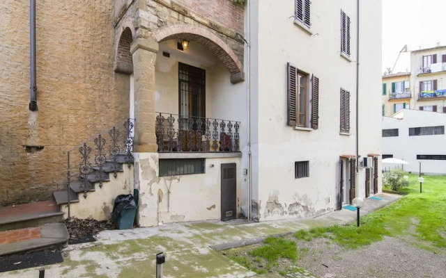 Nelson Mandela Forum Flat