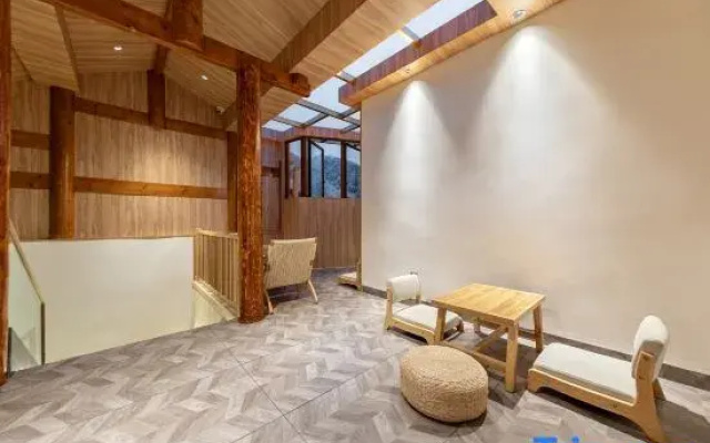 Qingcheng Mountain Tingchan Homestay