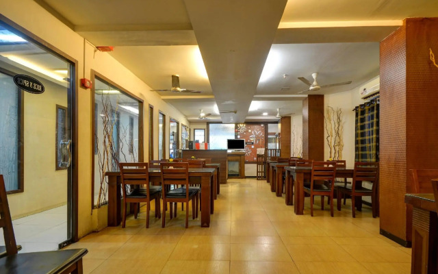 Hotel Vishnu Priya