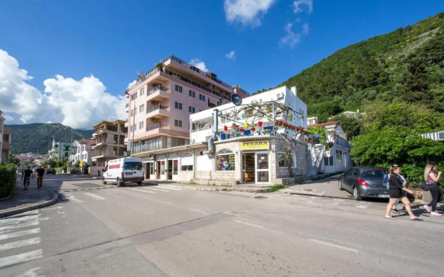 Villa D&B Budva