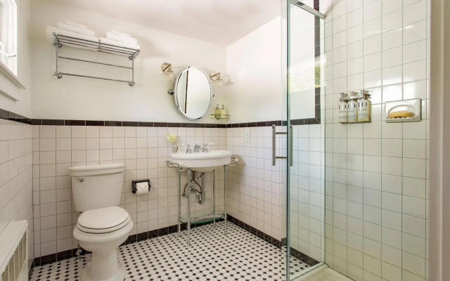 North Fork Guest House