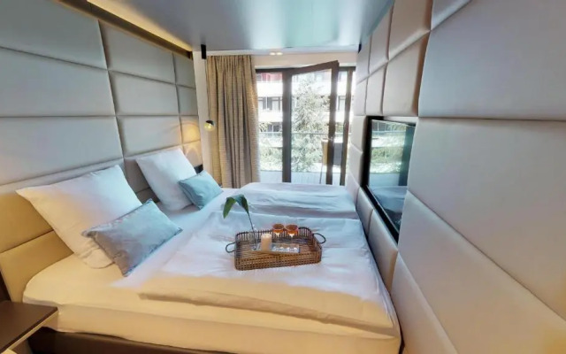 White Pearl Apartment 2.15