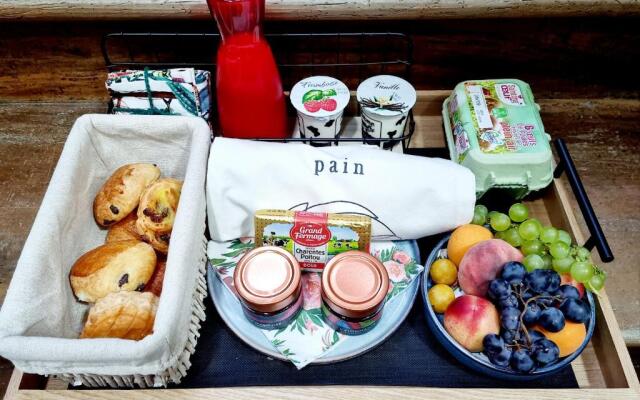 Centre Ville T2 Tout Confort Lumineux et Bureau