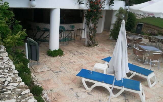 Beautiful Apt in Vila Rosa by Rental4all